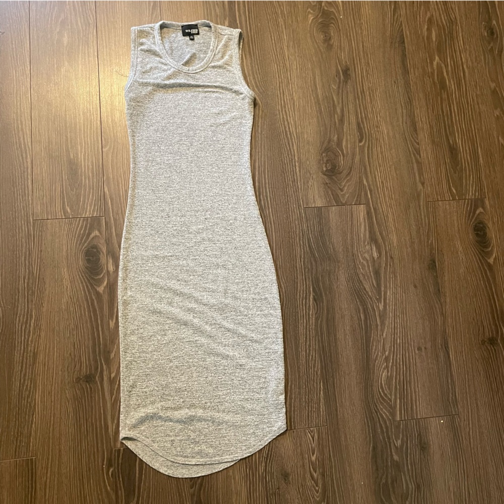 Wilfred Free Body Con Midi Dress